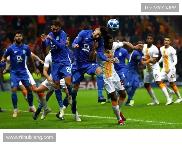 马查赫弗纳罗利建功墨尔本胜利力克奥克兰总分二比一挺进决赛